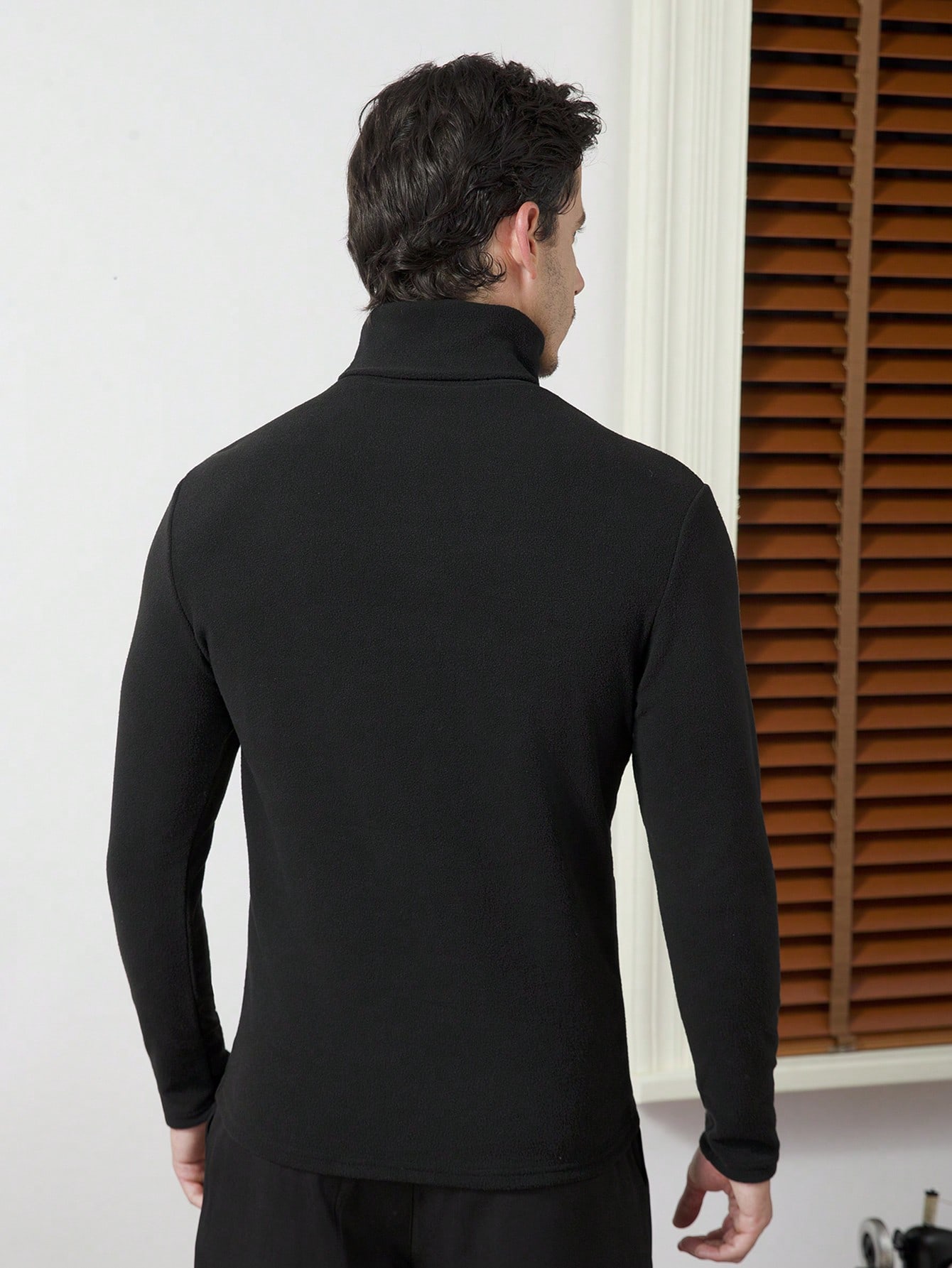 Men's Black High-Neck Long Sle - огляд і ціна Base Layer Top